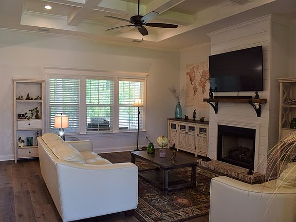 4th image of 4872 Brown Cat Cir