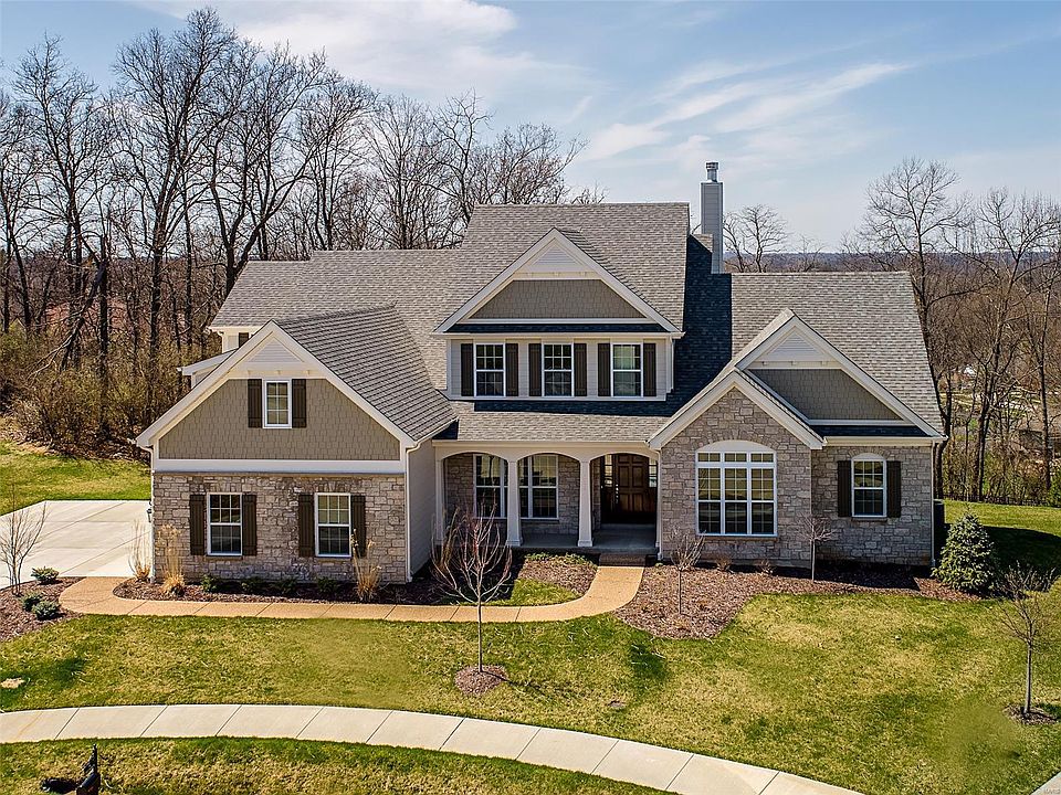 1st image of 169 Belle Maison Ln