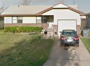1215 SW 26th Pl, Lawton, OK 73505