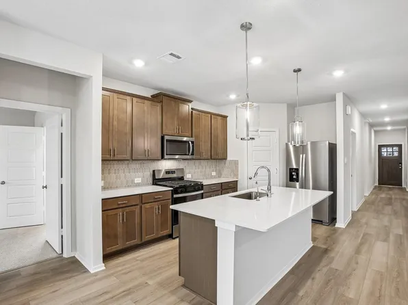 17335 Remington Meadows St, Waller, TX 77484