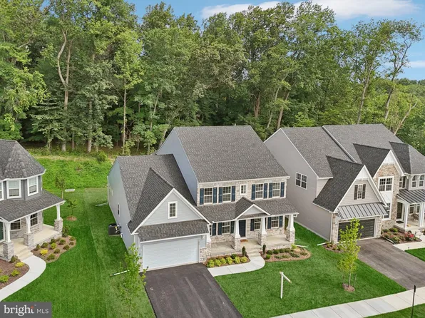 1823 Colt Ln, Frederick, MD 21702