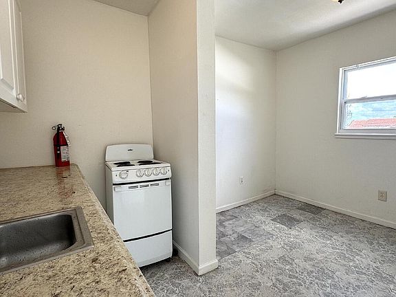 3rd image of 419-421 N Wild Olive Ave Unit 5