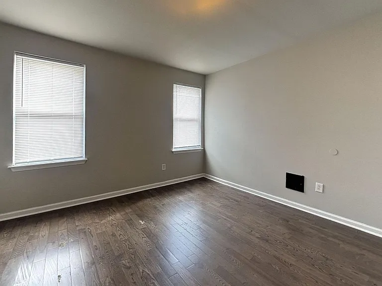 5515 Ludlow St — Photo 5