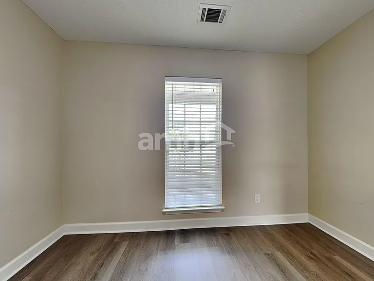 116 Grayson Ave — Photo 17