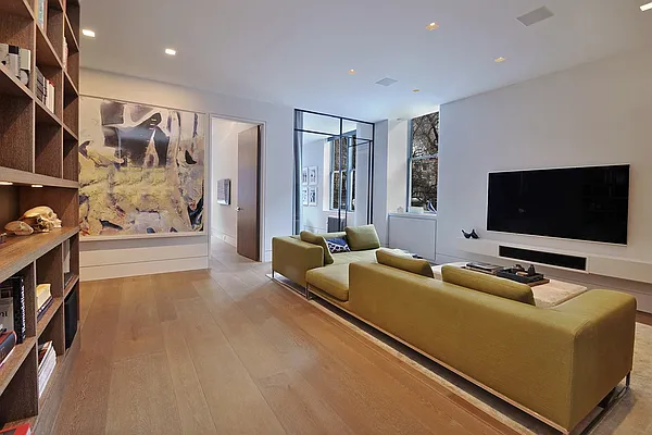 Sold by Corcoran | media 23