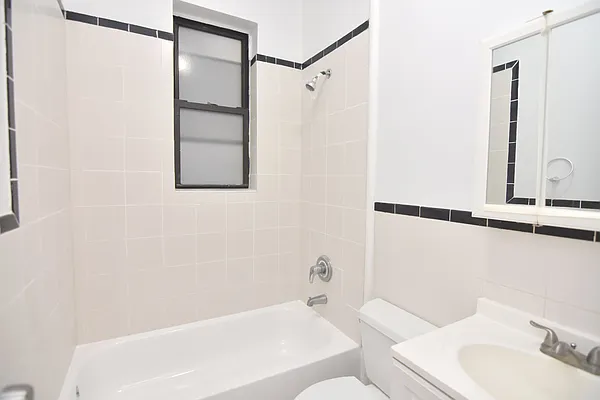 Rented by Bohemia Realty Group | media 18