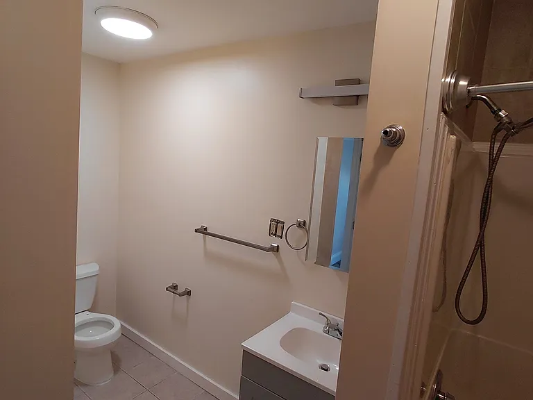 16 N Main St #16 — Photo 7