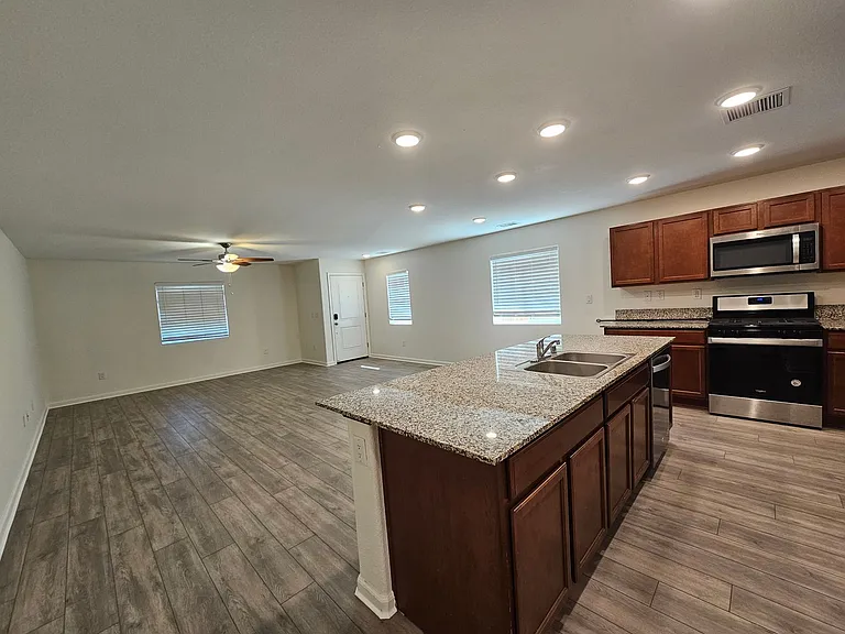 322 Double Spring Dr — Photo 5