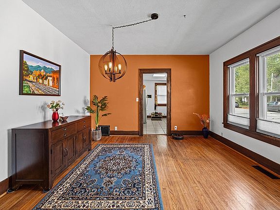 3rd image of 200 S Railroad St