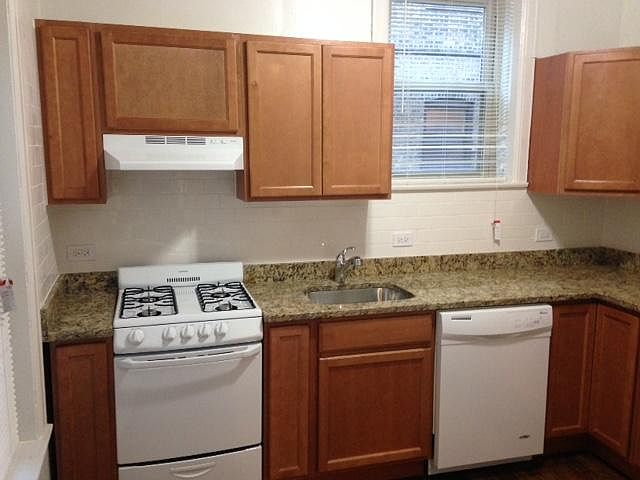 Spacious 2 Br Kitchen