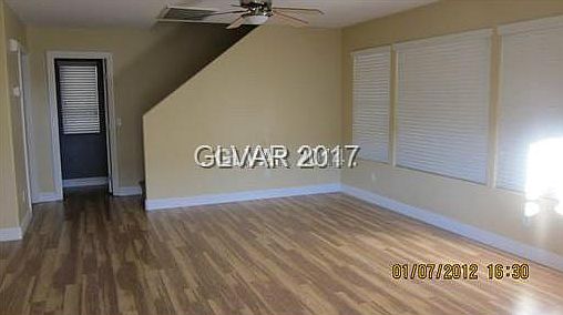 3rd image of 8012 Cracker Barrel St