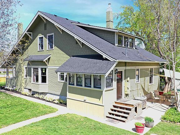 3rd image of 407 E Main St