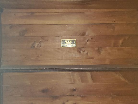 4th image of 35 Beekman Ave Fl 2nd