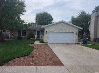 607 W Manor Dr, Marion, IN 46952