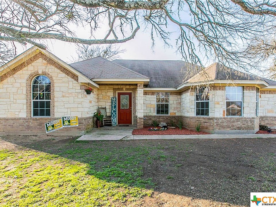 1st image of 107 Shady Oaks