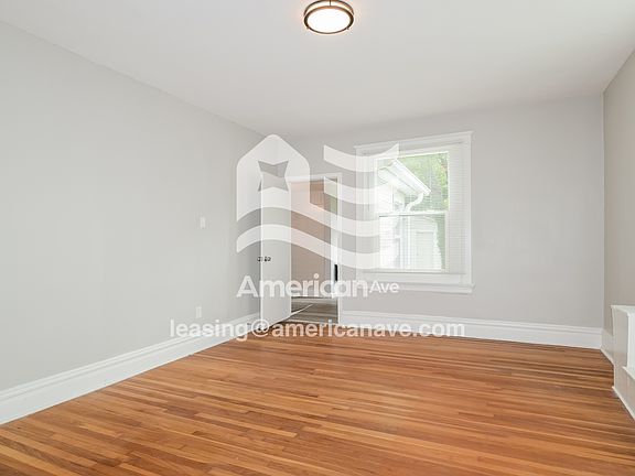 5-Dining Room