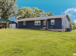 5395 Wards Mill Rd, Marion, IL 62959