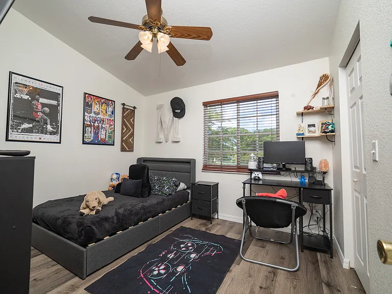 10061 Lone Cypress St — Photo 21