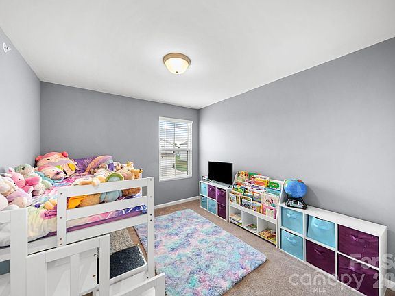 5th image of 3082 Bell Spur Ave SW
