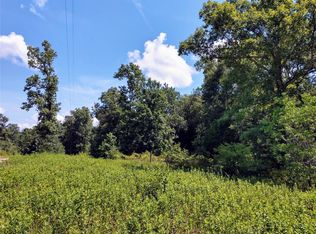 8972 County Line Rd, Willis, TX 77378