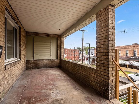 2nd image of 427 Kingsboro St