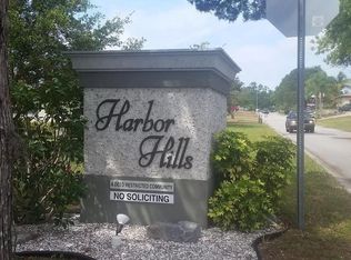1552 High Bluff Dr, Largo, FL 33770