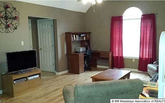 4th image of 5508 Steffani Dr