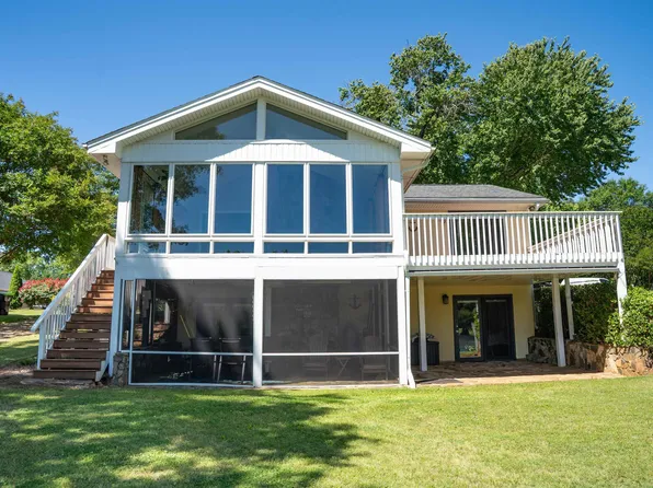 183 Lakeview Dr, Inman, SC 29349
