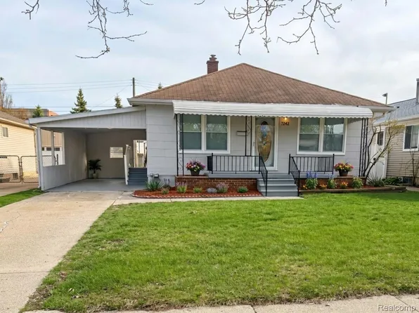 7242 Gerald Ave, Warren, MI 48092