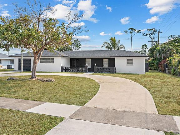 2nd image of 7328 Saint Andrews Rd