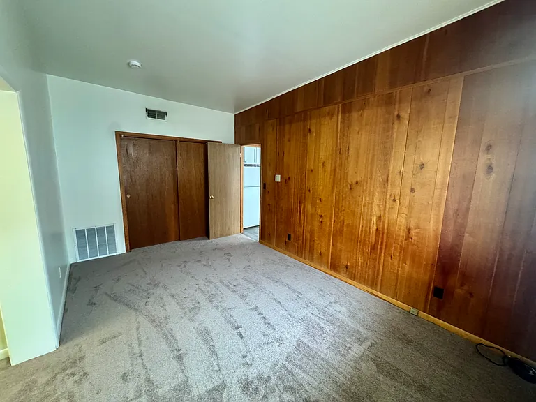 3105 W Saint Louis St — Photo 6