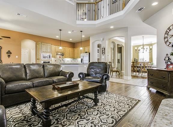 3rd image of 1560 Coastal Dr