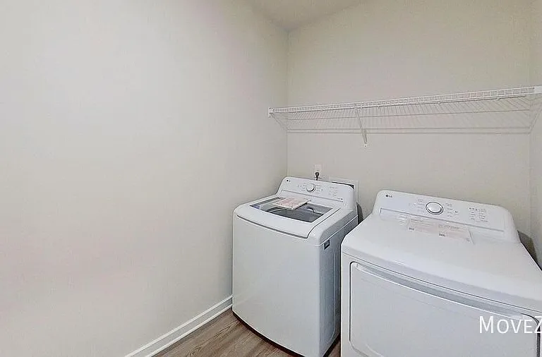 161 Davis Dr — Photo 39
