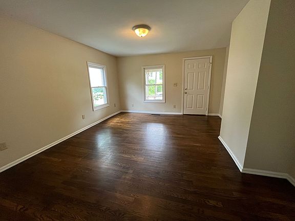 2nd image of 2457-2459 East Ave