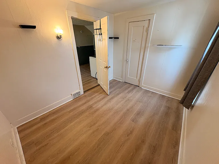 140 Woodell Ave — Photo 12
