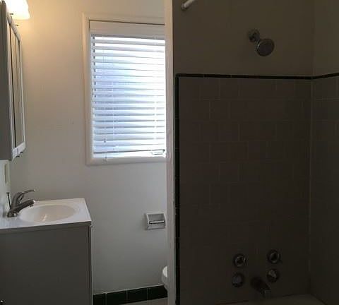 5th image of 1731 N St APT 12