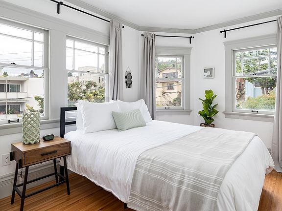 5th image of 459 Wayne Ave #455