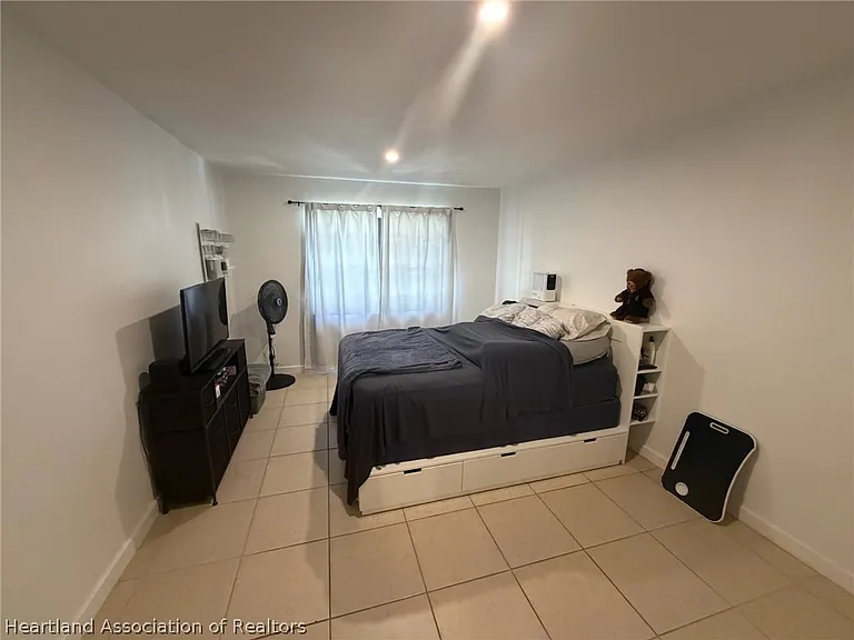 7921 SW 104th St #211-F — Photo 5