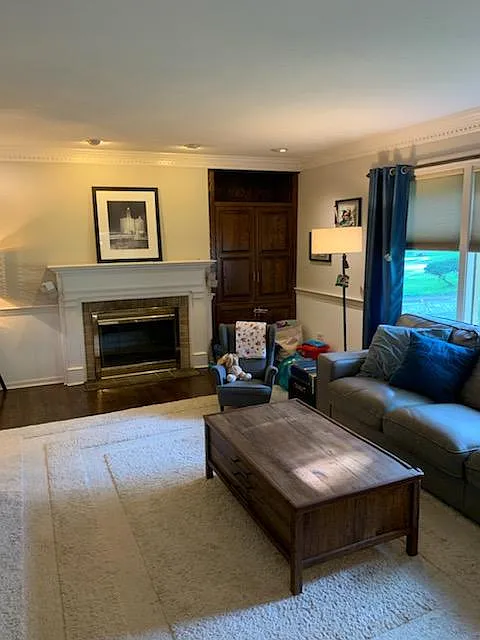 4 bed, 2100 sqft, $3,650 — Photo 3
