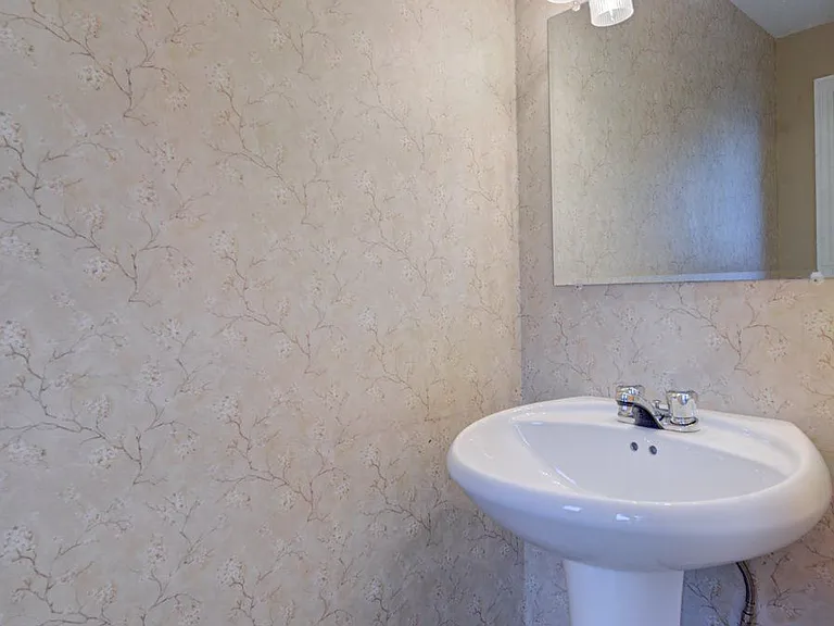 30 Heslop Rd #16 — Photo 13