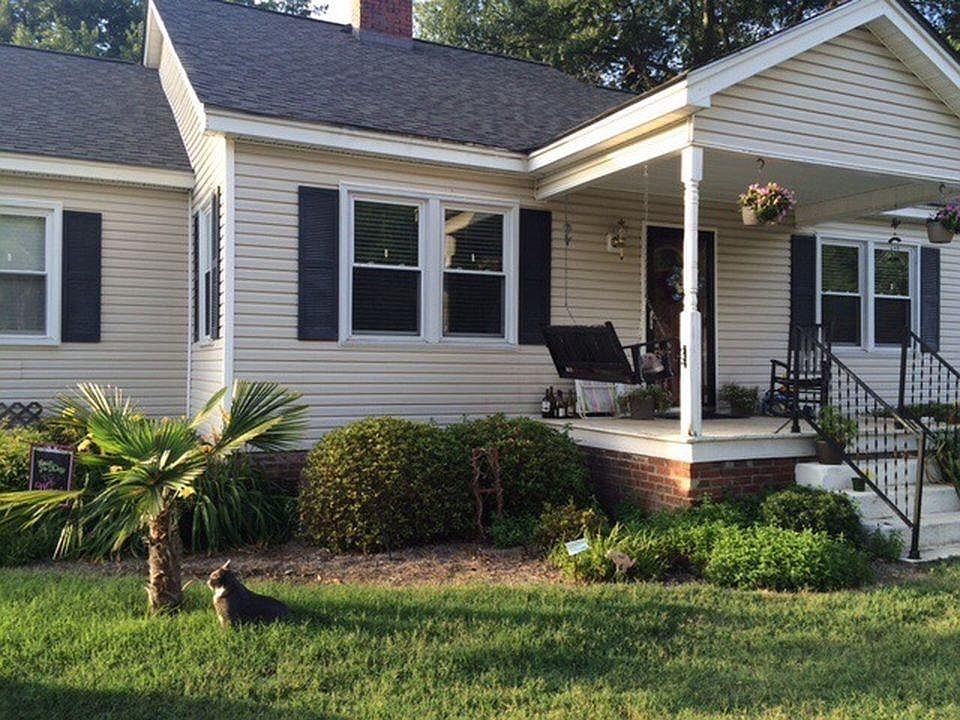 Front of Home. Wonderful front porch!