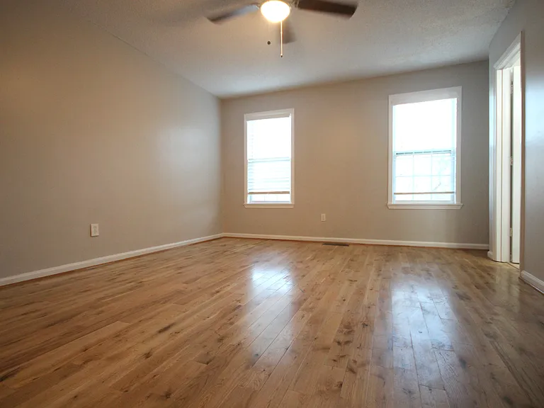 945 Mill Stone Dr — Photo 21