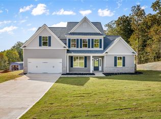 113 Boggs Rd, Pelzer, SC 29669