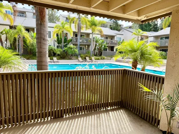 8529 Villa La Jolla Dr APT F, La Jolla, CA 92037