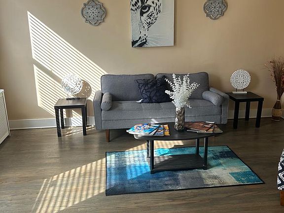 3rd image of 3444 Erdman Ave