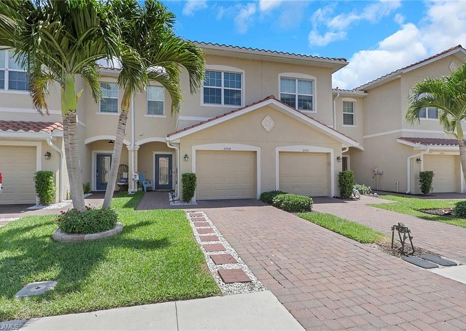 1st image of 2704 Blossom WAY