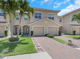 2704 Blossom WAY, NAPLES, FL 34120