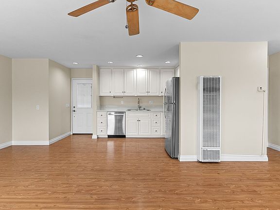 4th image of 2884 La Salle Ave APT 3