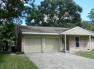 612 Phyllis Ct, Conroe, TX 77303