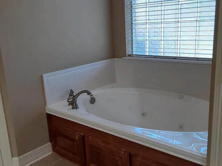 420 Half Moon Ln — Photo 11